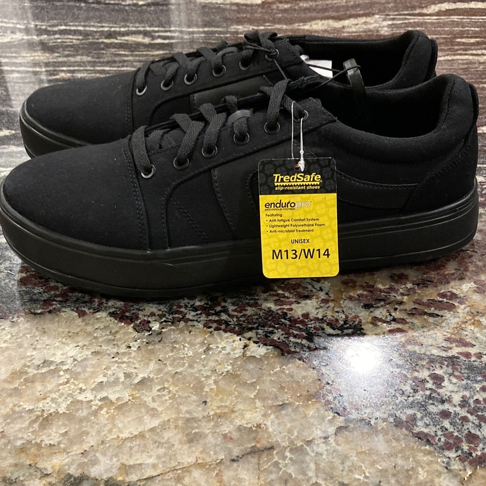 NEW TredSafe Black Men's Slip Resistant Canvas Sneakers